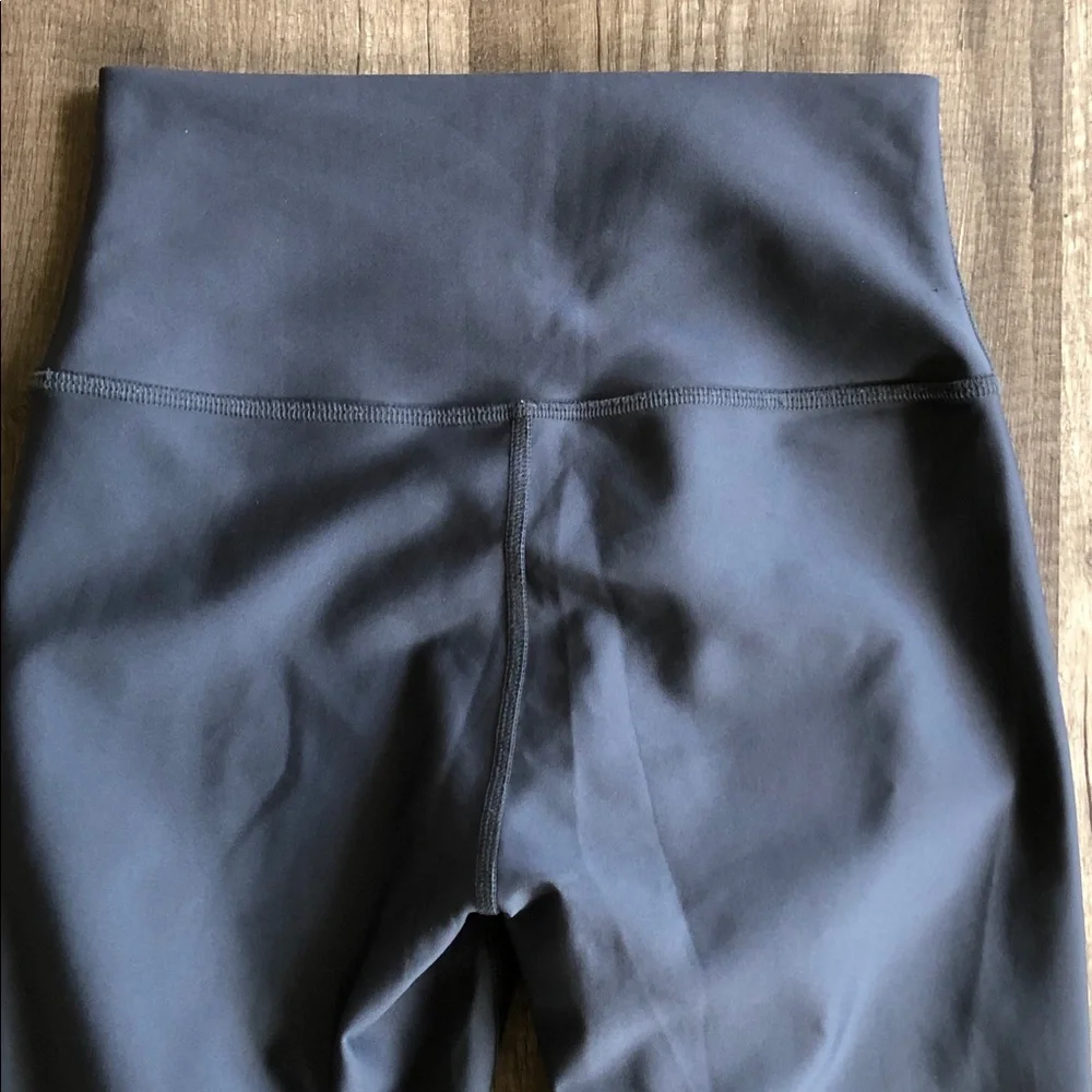 Alo Yoga Gray Leggings Small